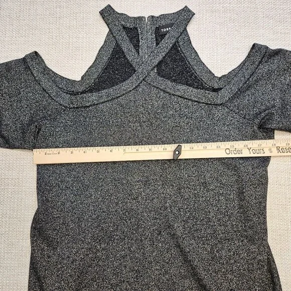 Women's Torrid Knit Cross-Neck Long Sleeve off the shoulder Top Size 2 - Picture 10 of 16